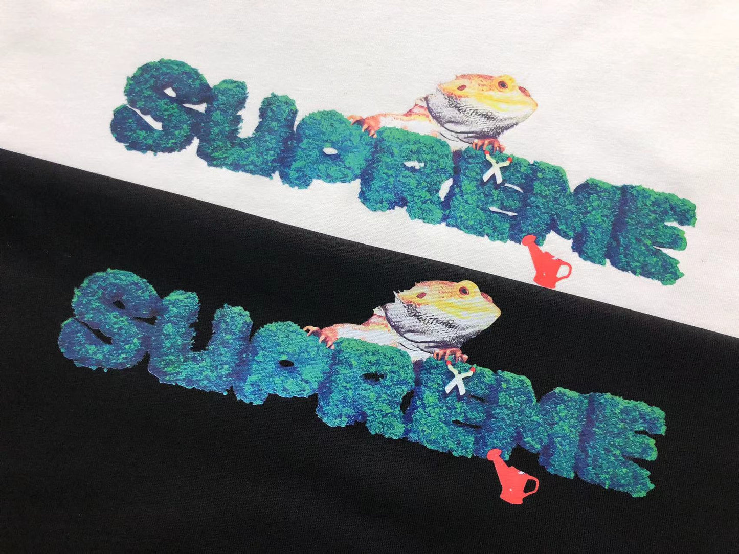 supreme-lizard-tee-white-2-Drip Store Argentina