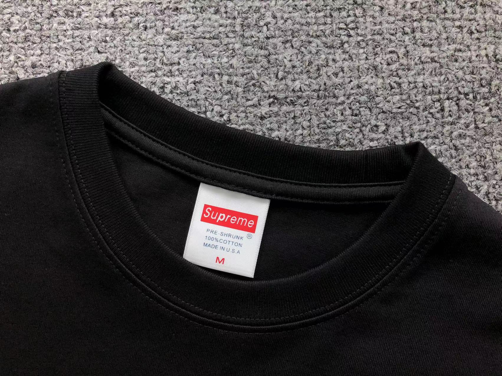 supreme-lizard-tee-black-3-Drip Store Argentina