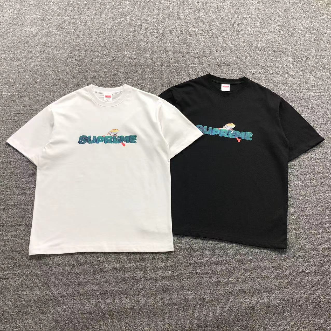 supreme-lizard-tee-white-5-Drip Store Argentina