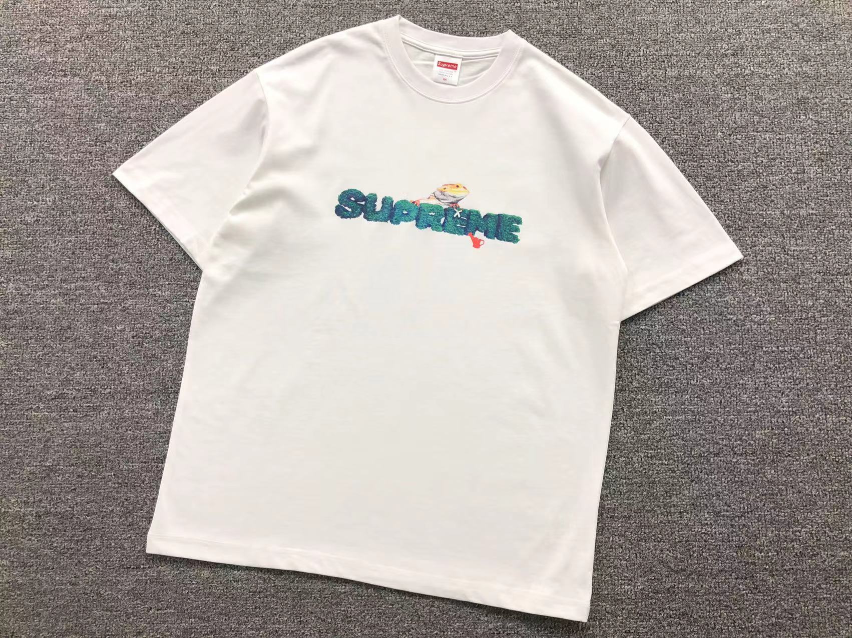 supreme-lizard-tee-white-Drip Store Argentina