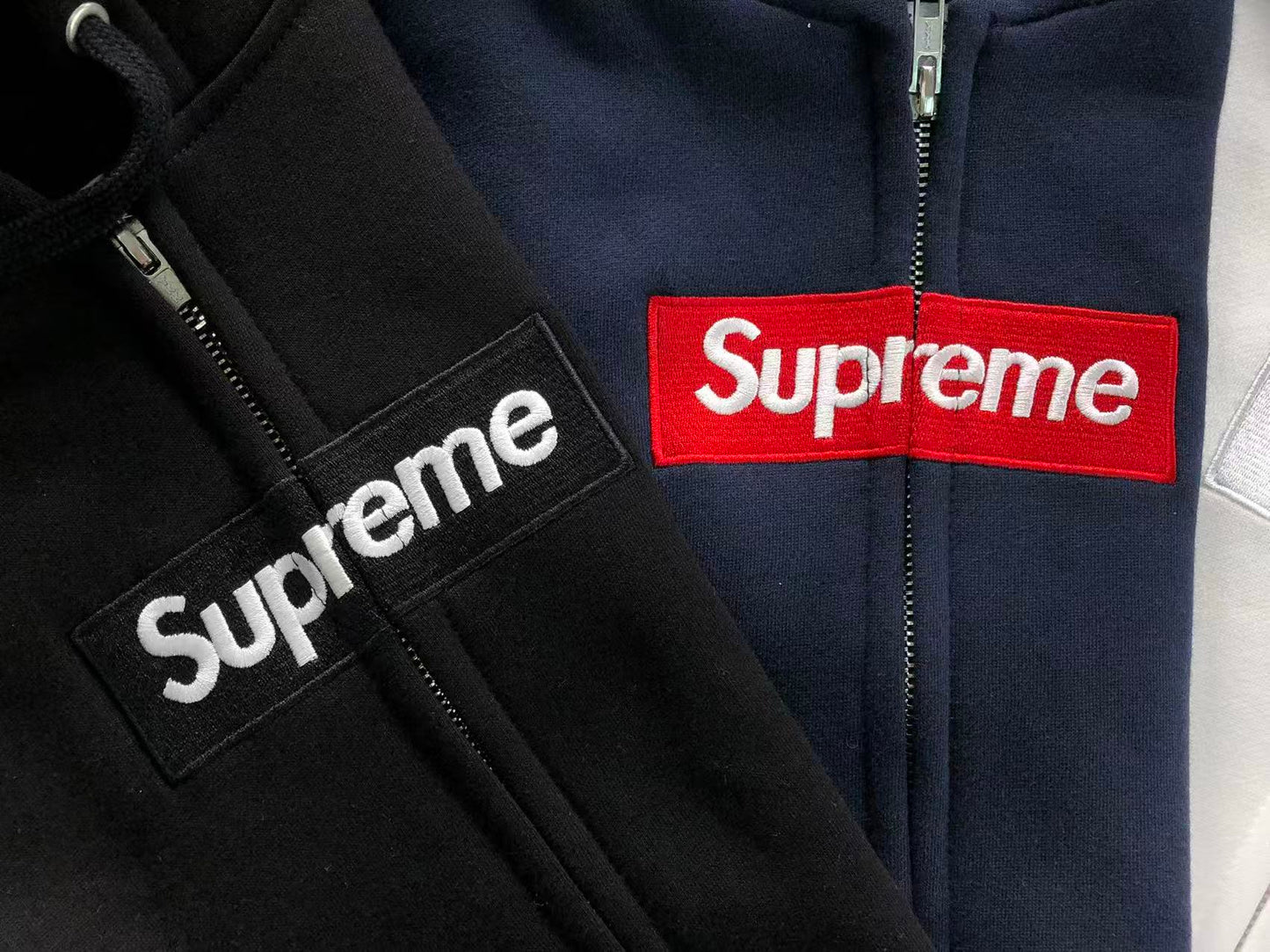 Campera Supreme MM6 Maison Margiela Gris