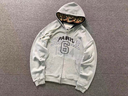 Campera Supreme MM6 Maison Margiela Box Logo Negra