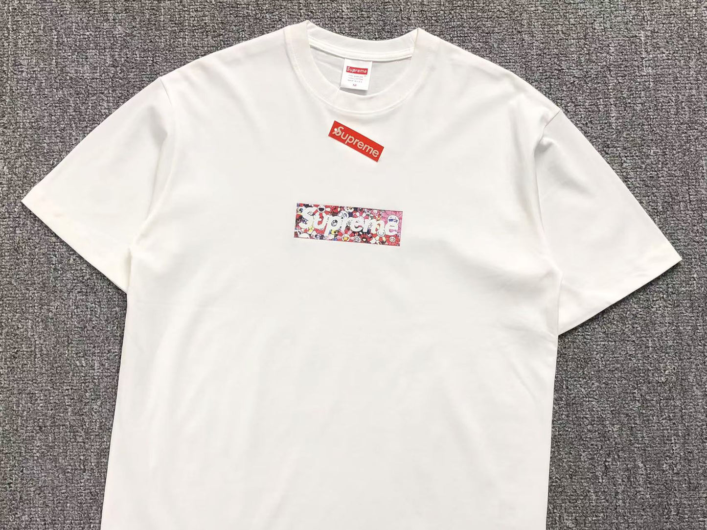 supreme-murakami-box-logo-tee-white-3-Drip Store Argentina