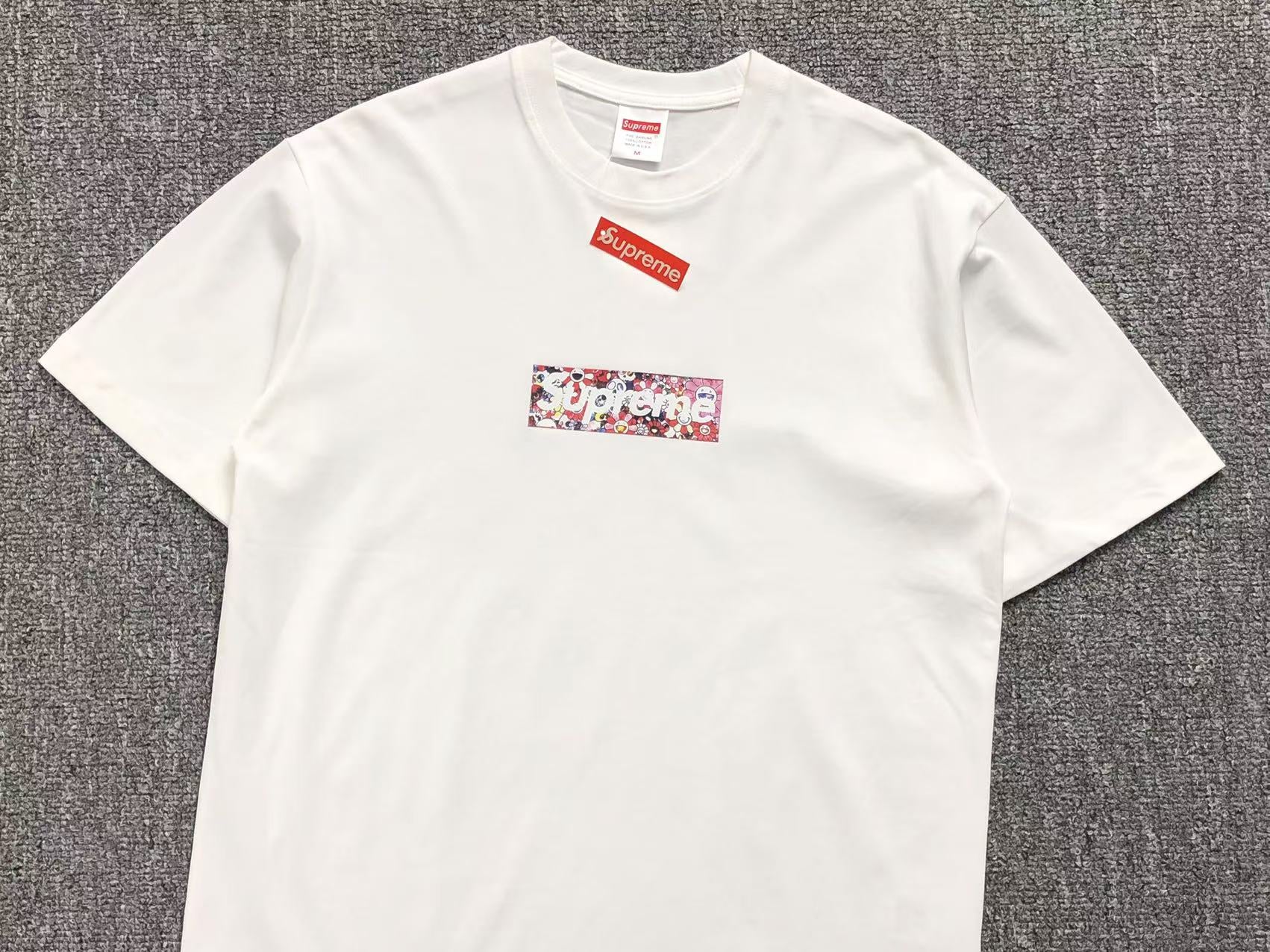 supreme-murakami-box-logo-tee-white-3-Drip Store Argentina