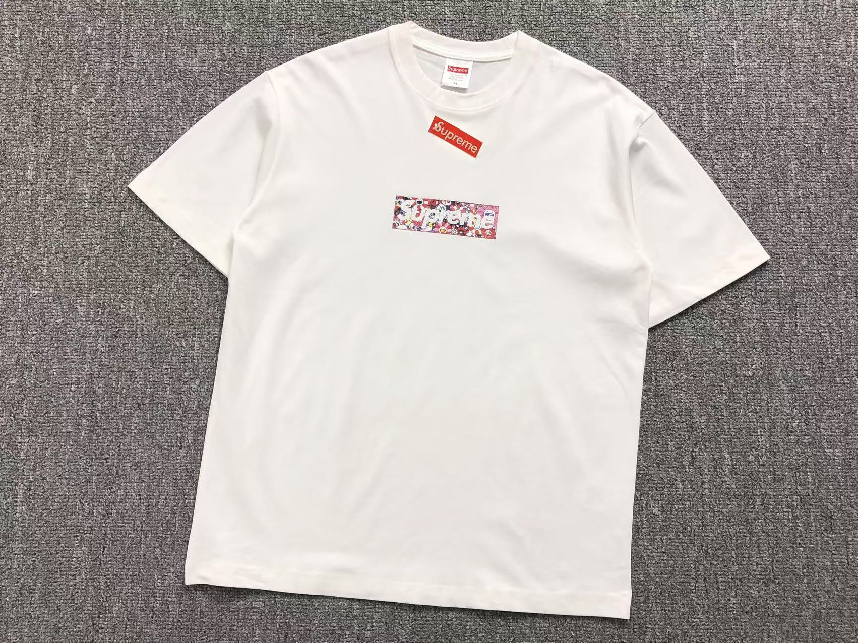 supreme-murakami-box-logo-tee-white-Drip Store Argentina
