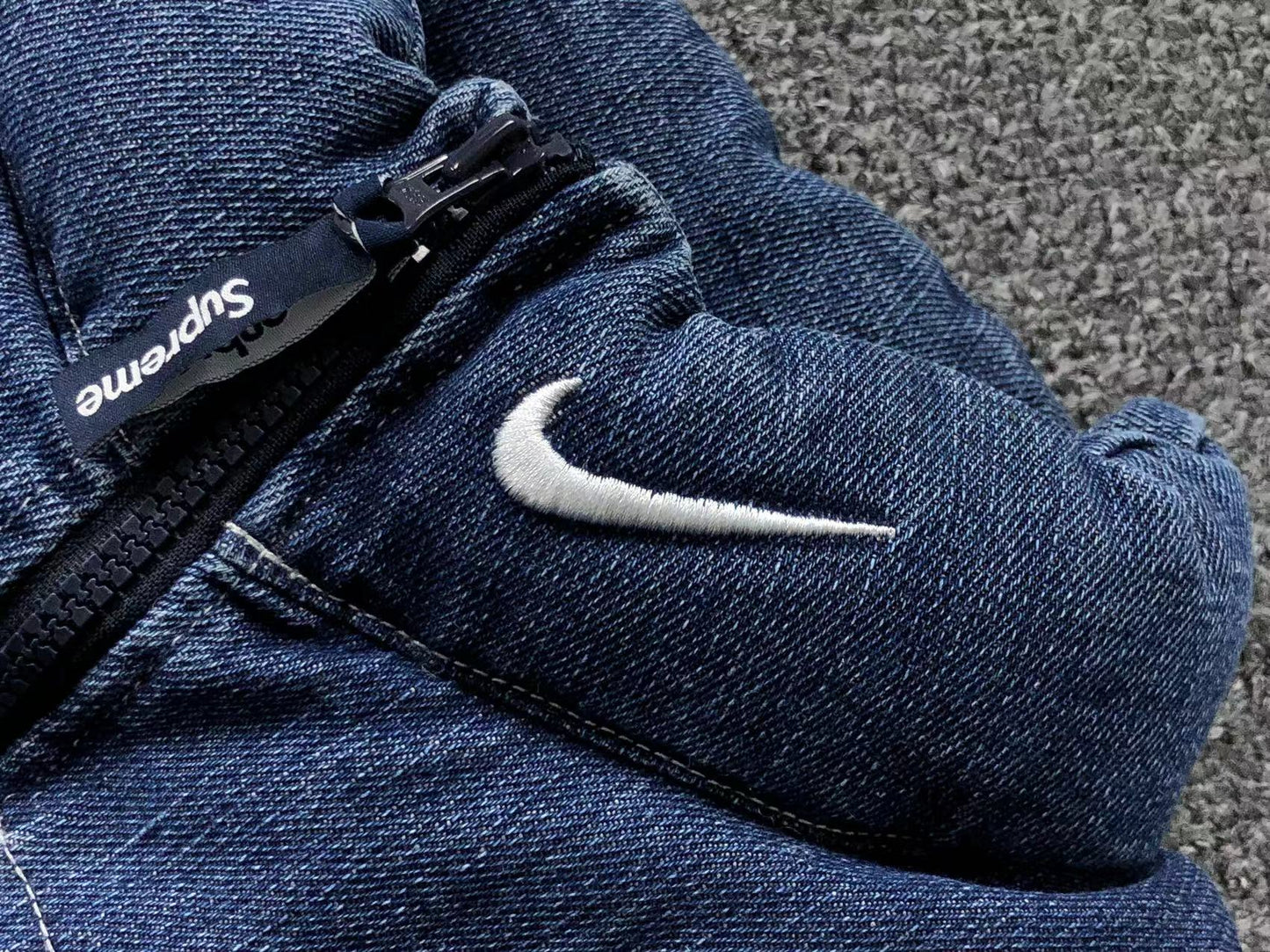 supreme-nike-denim-puffer-vest-indigo-2-Drip Store Argentina