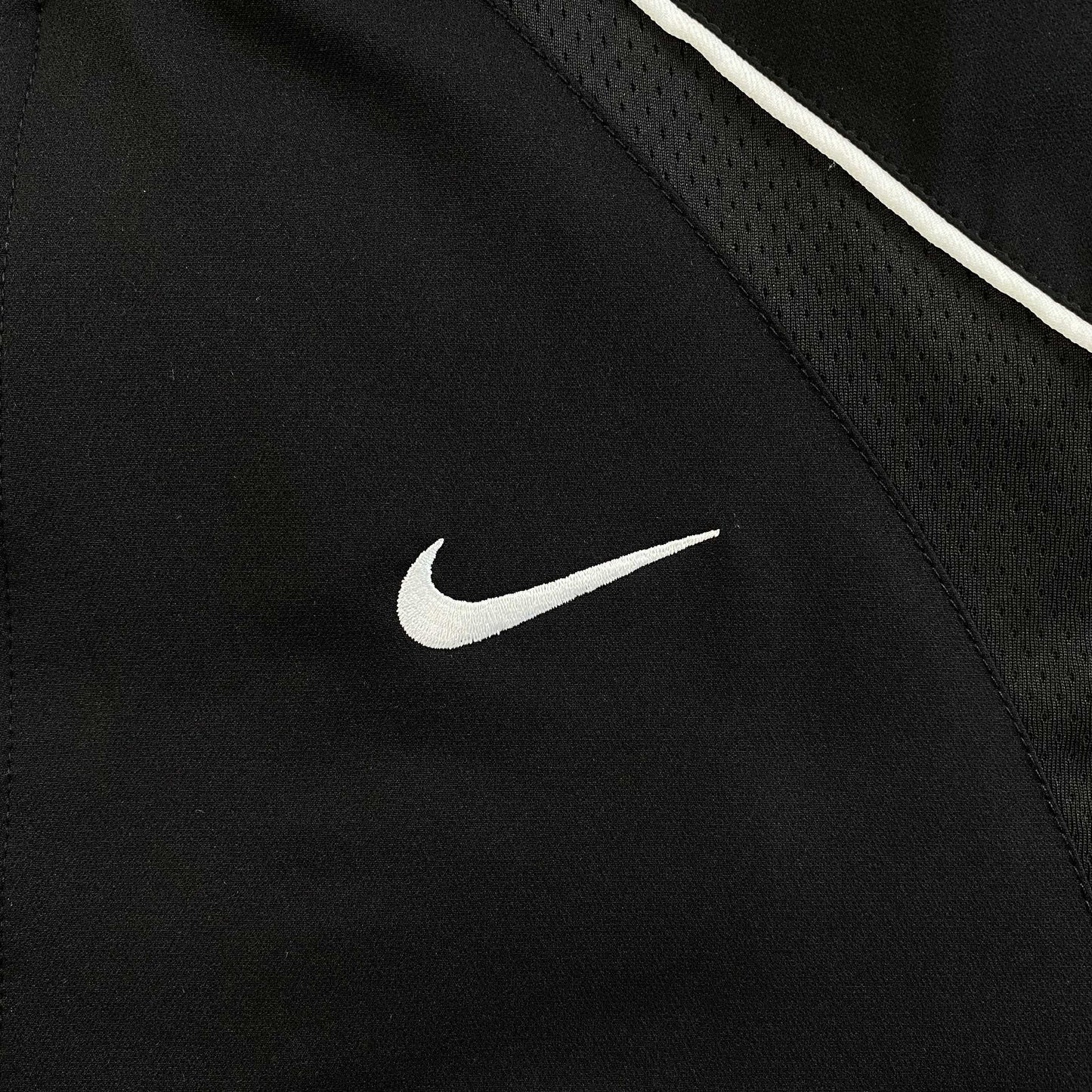 Campera Supreme Nike Negra