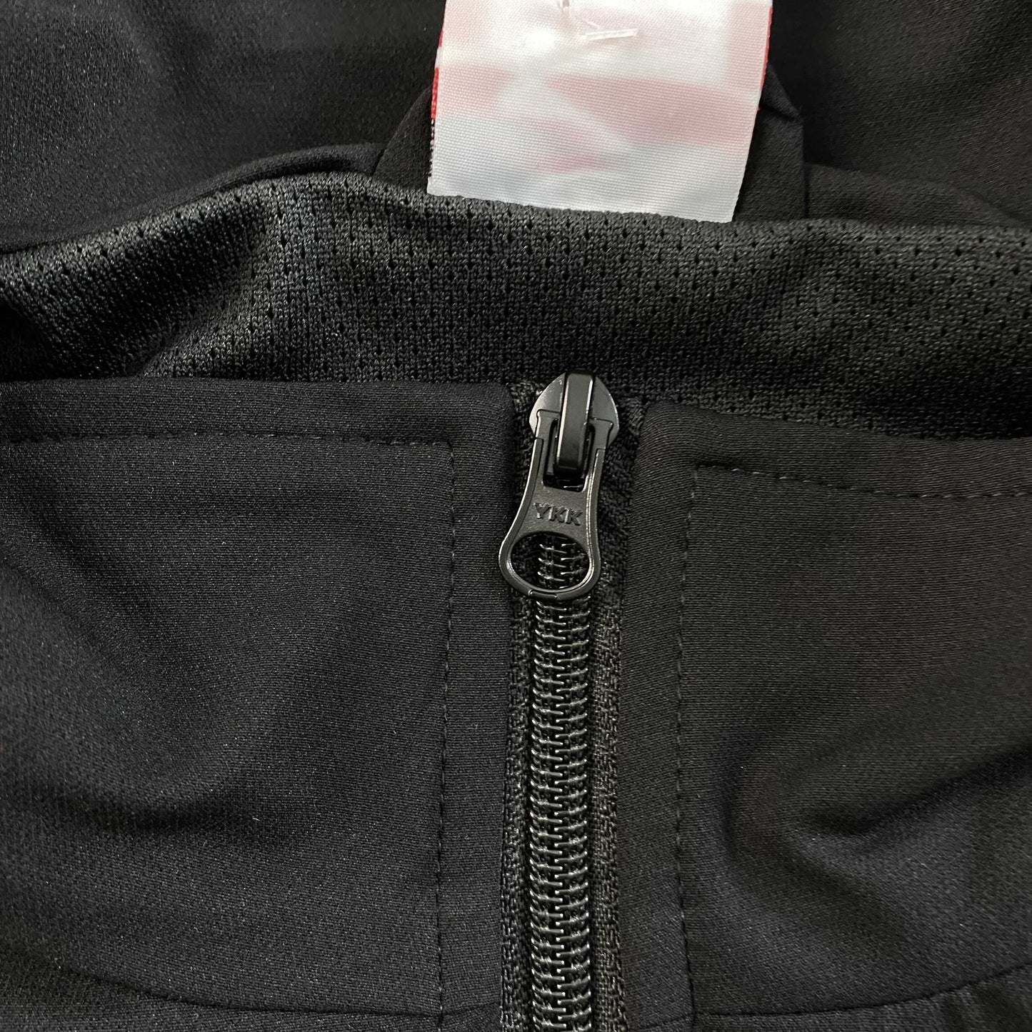 Campera Supreme Nike Negra