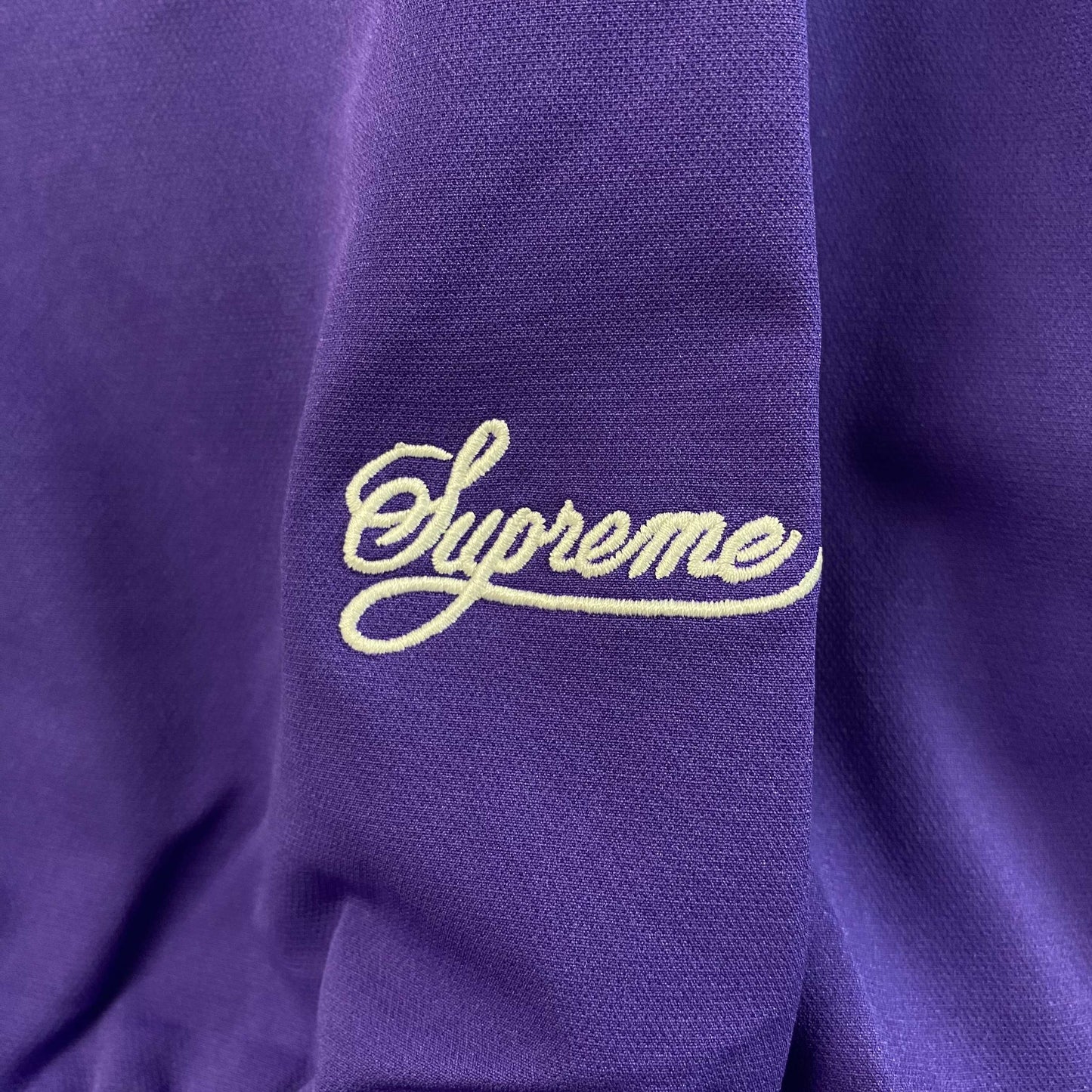 Campera Supreme Nike Violeta