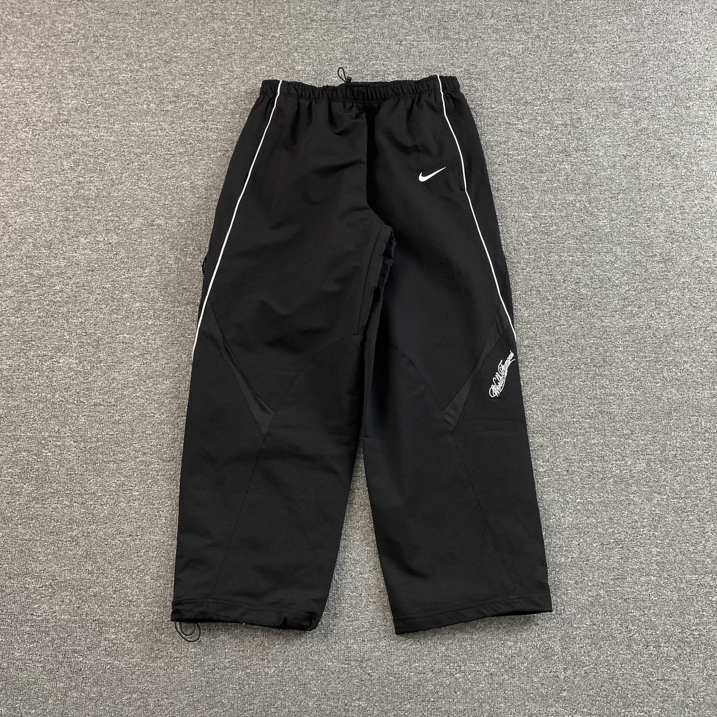 Pantalón Supreme Nike Negro