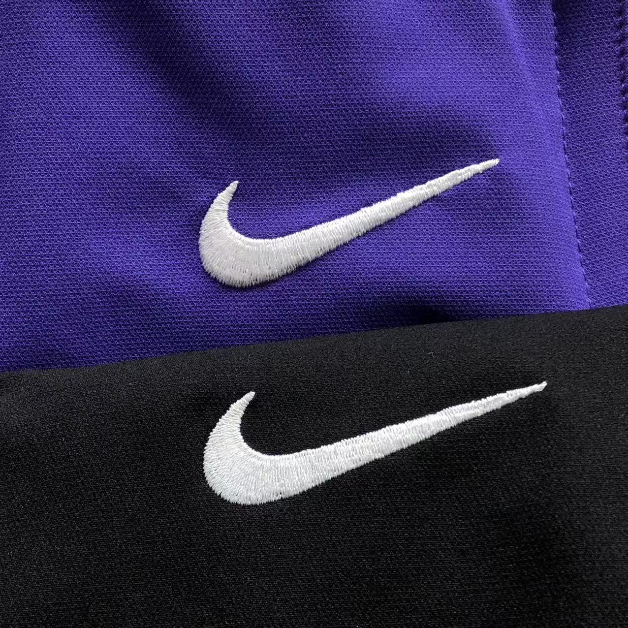 Pantalón Supreme Nike Violeta