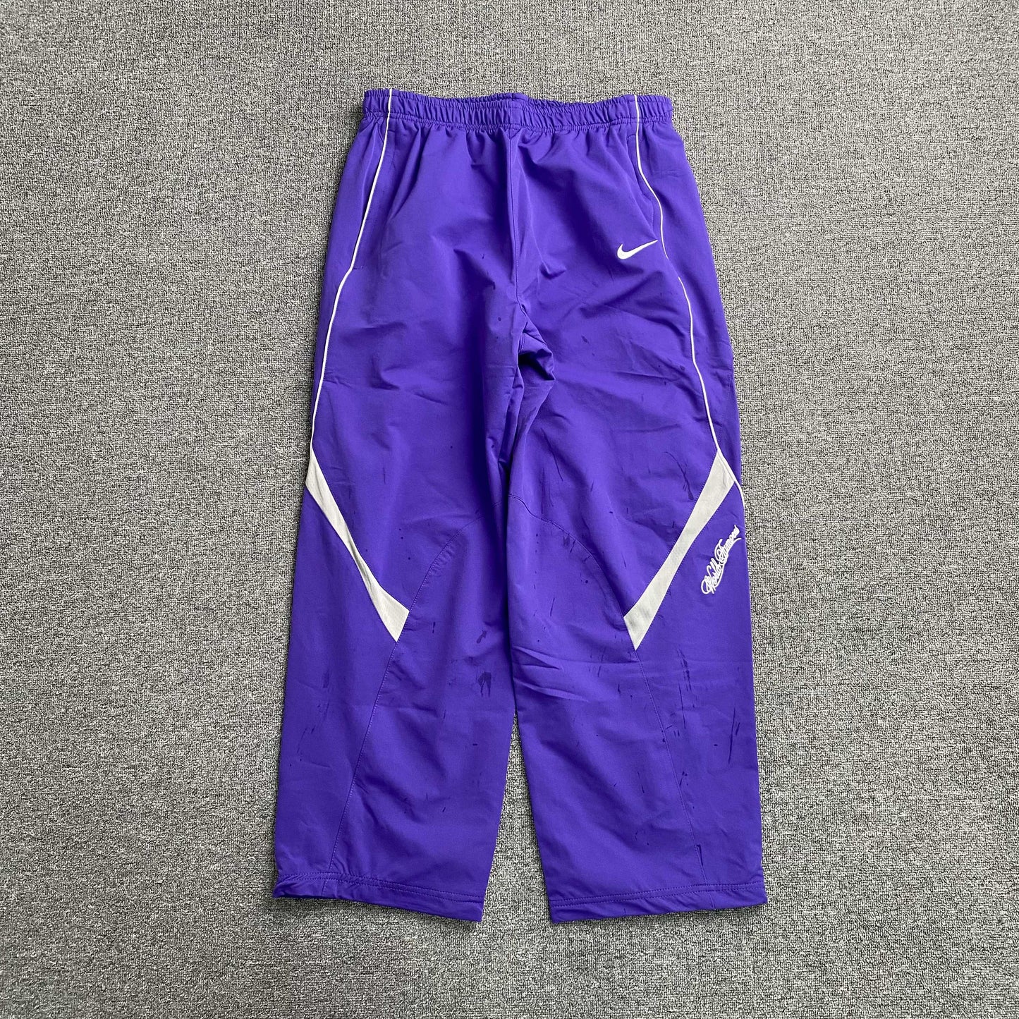 Pantalón Supreme Nike Violeta