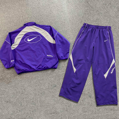 Conjunto Supreme x  Nike Violeta