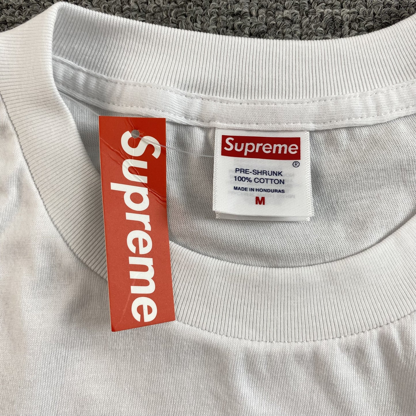 Remera Supreme Painted Blanca