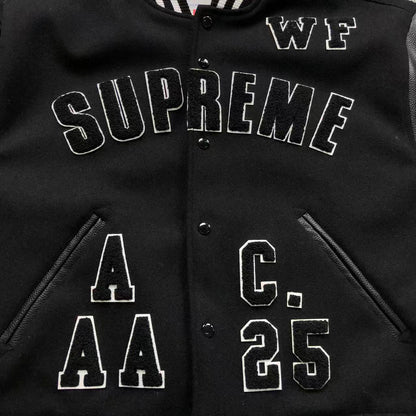 Campera Supreme Praises Negra