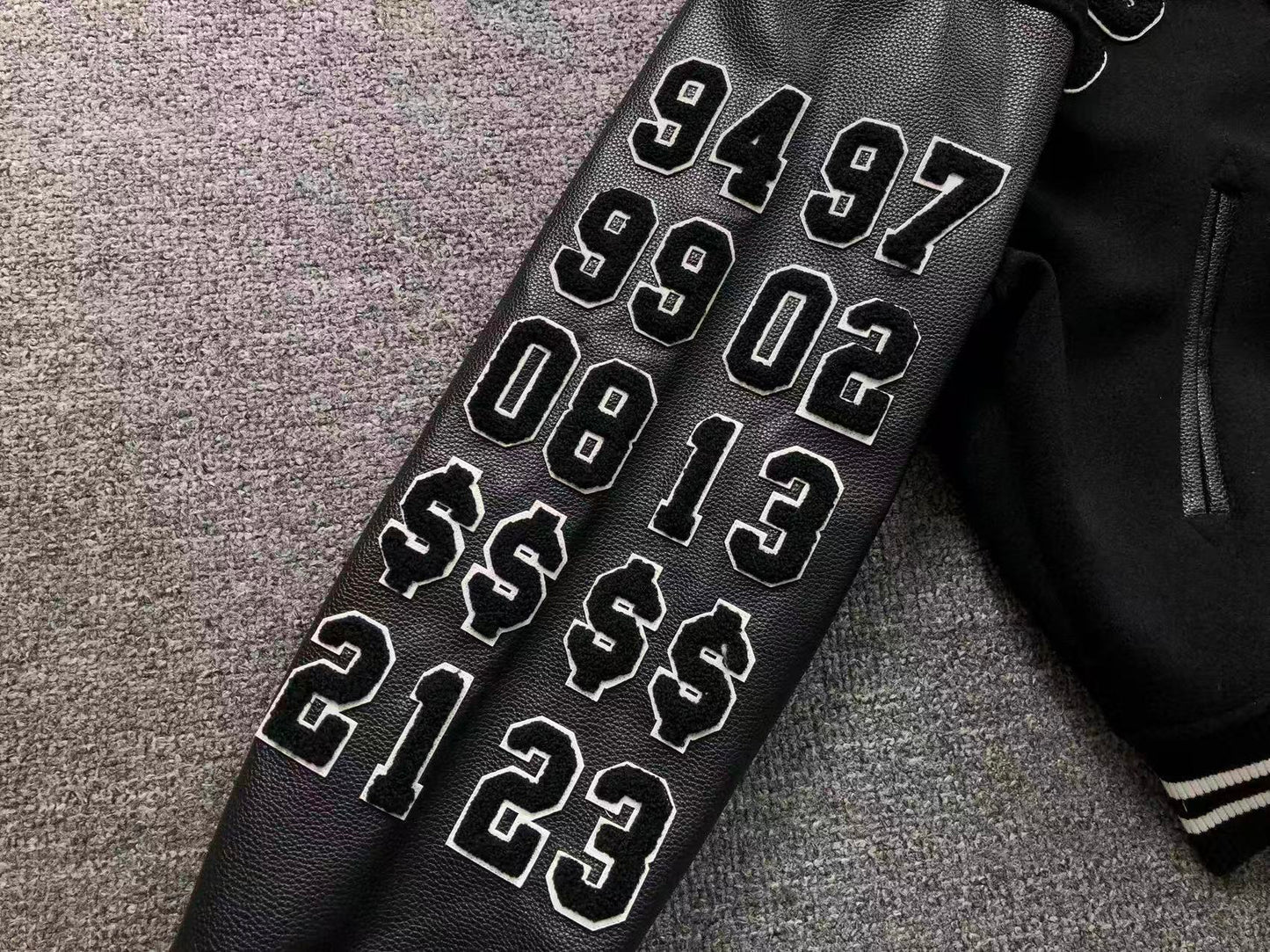 Campera Supreme Praises Negra