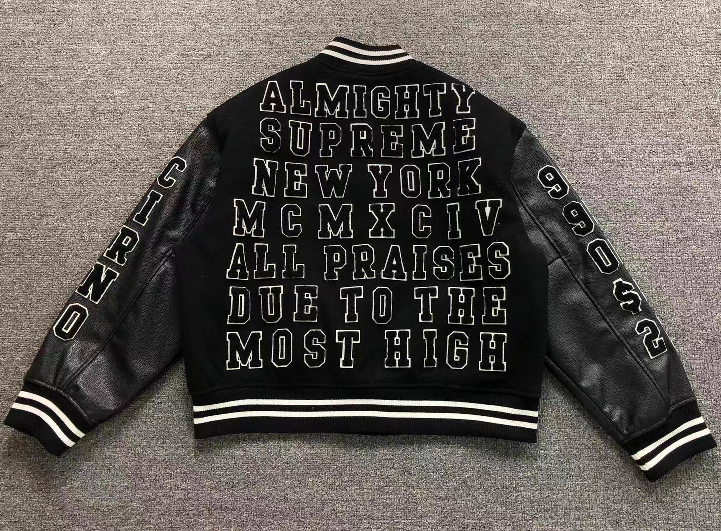 Campera Supreme Praises Negra
