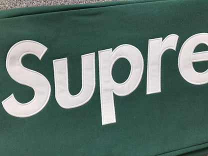 Pantalón Supreme Satin Appliqué Verde