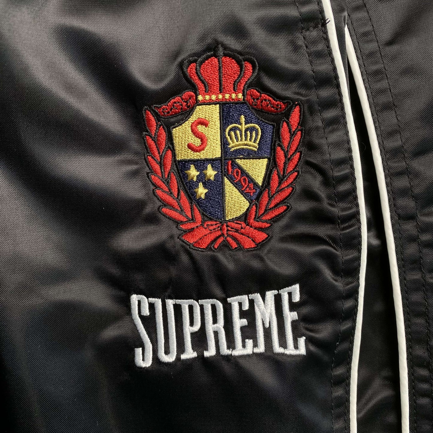 Pantalón Supreme Satin Negro