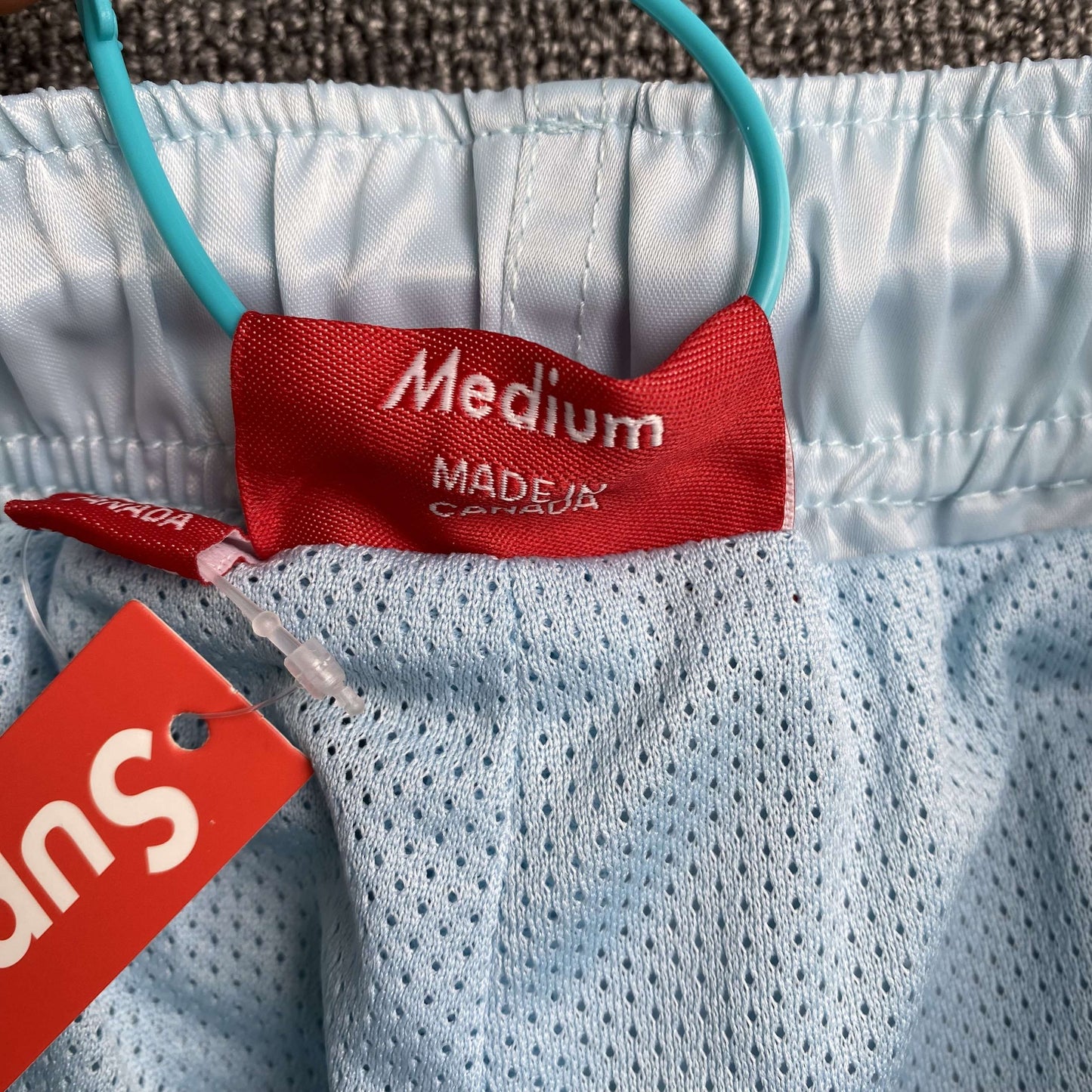 Pantalón Supreme Satin Celeste