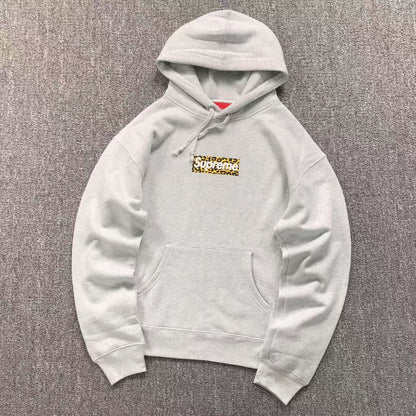 Buzo Supreme Shanghai Box Logo Gris