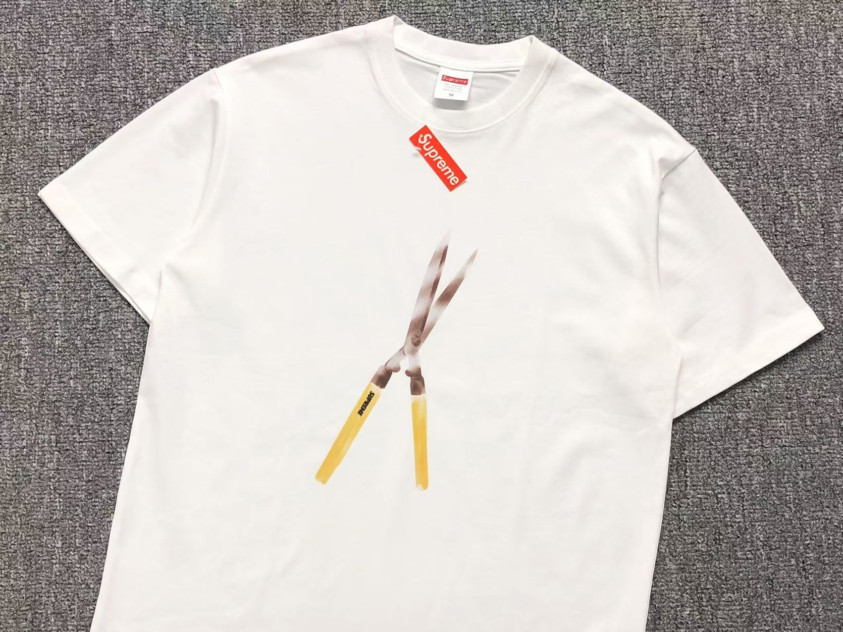 supreme-shears-tee-white-3-Drip Store Argentina