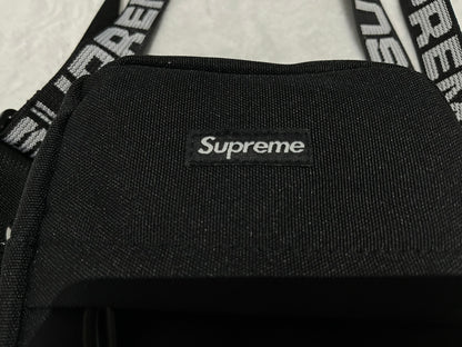 supreme-shoulder-bag-ss18-black-2-Drip Store Argentina