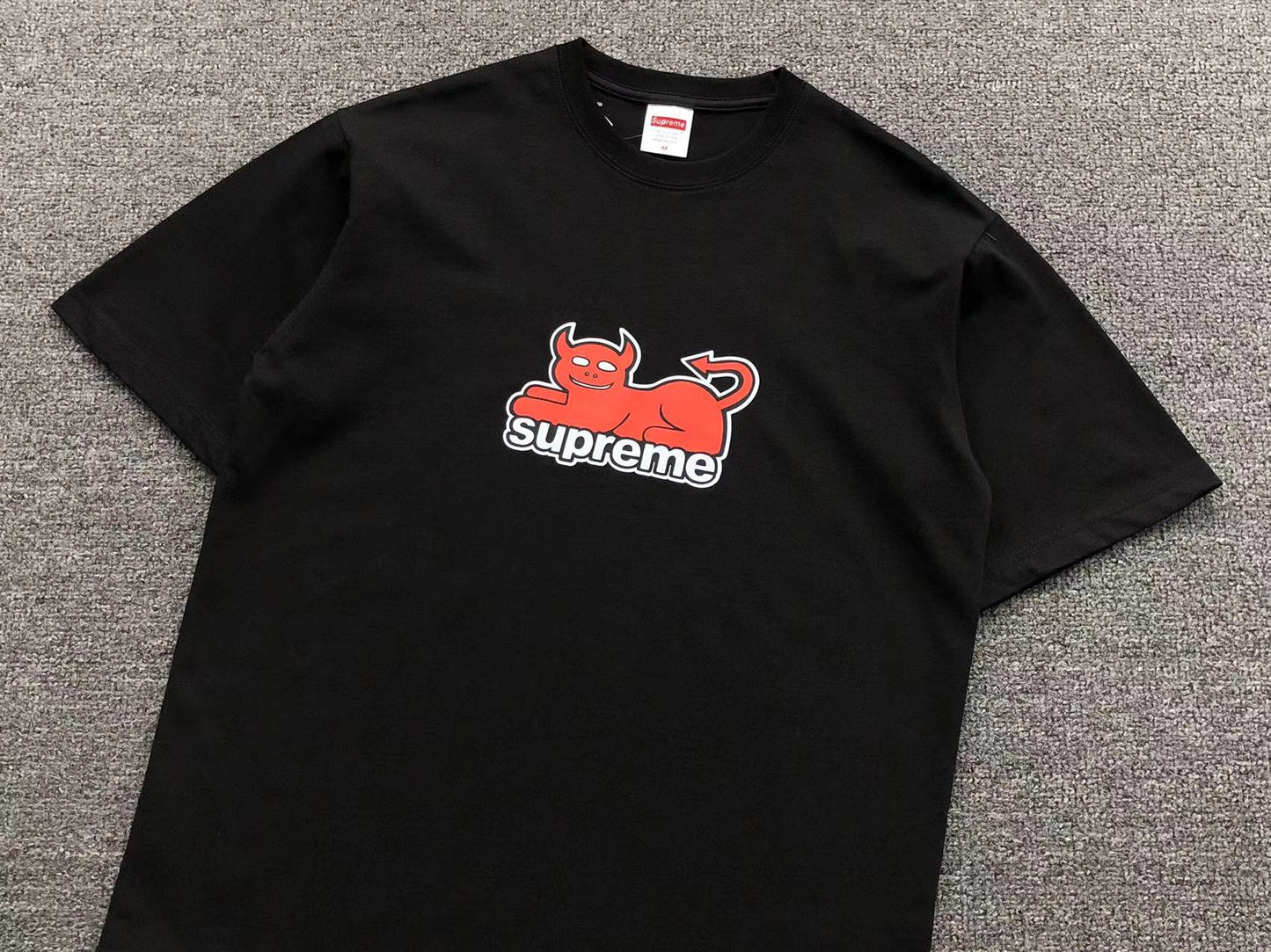 supreme-toy-machine-devil-cat-tee-black-3-Drip Store Argentina