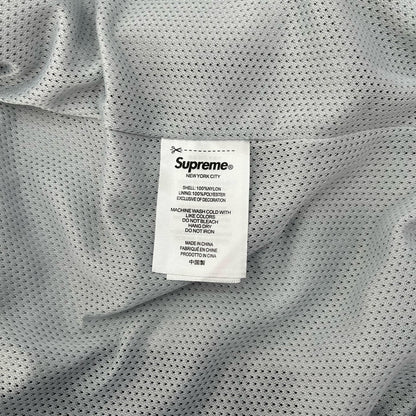 Campera Supreme Umbro Gris