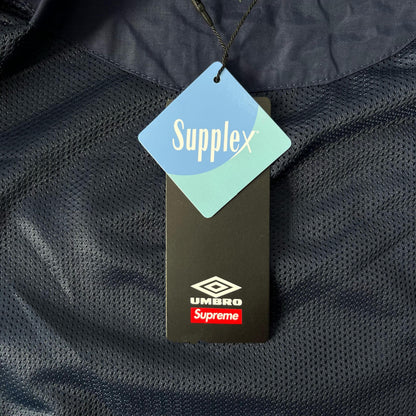 Campera Supreme Umbro Azul