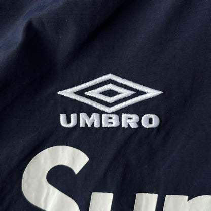 Campera Supreme Umbro Azul