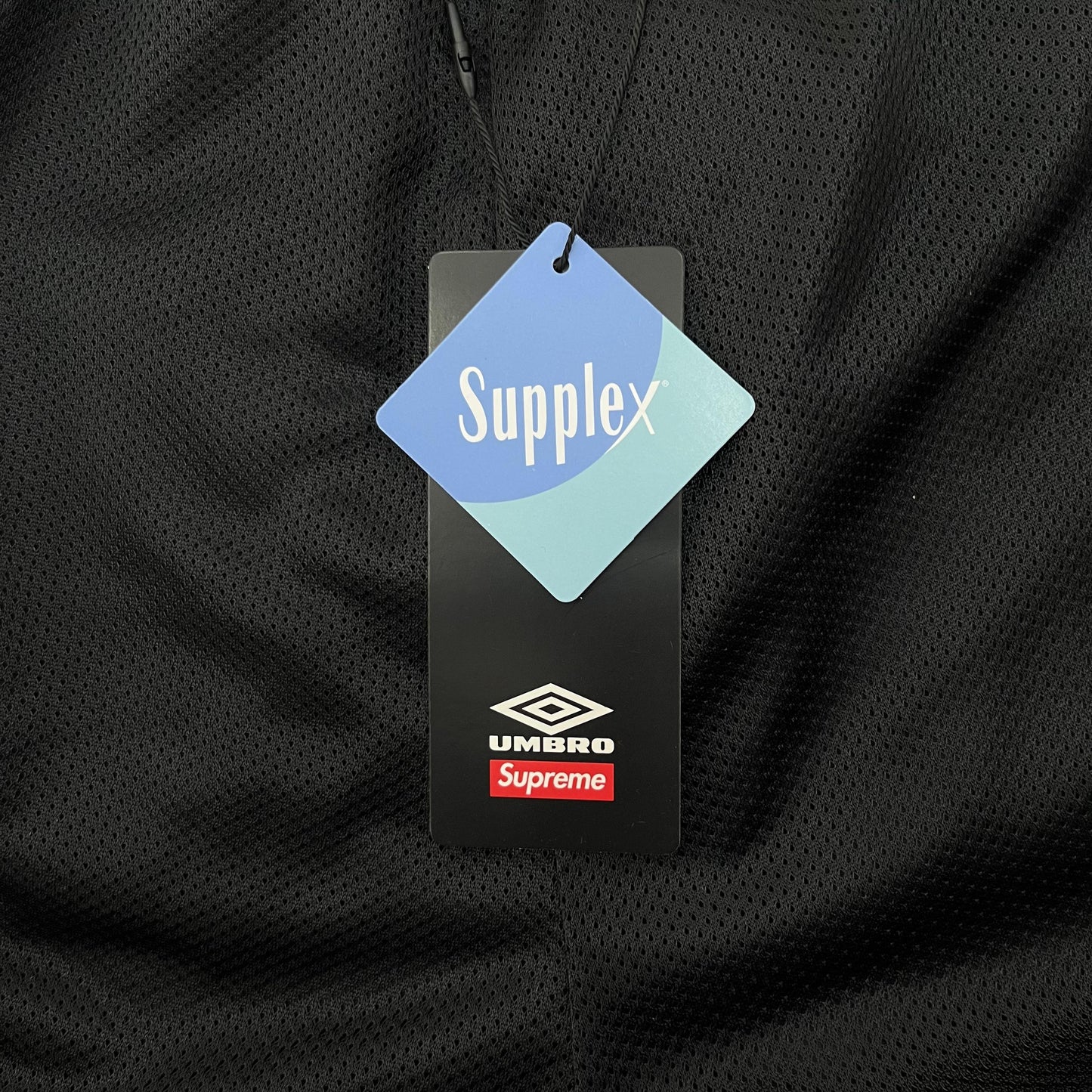 Pantalón Supreme Umbro Negro