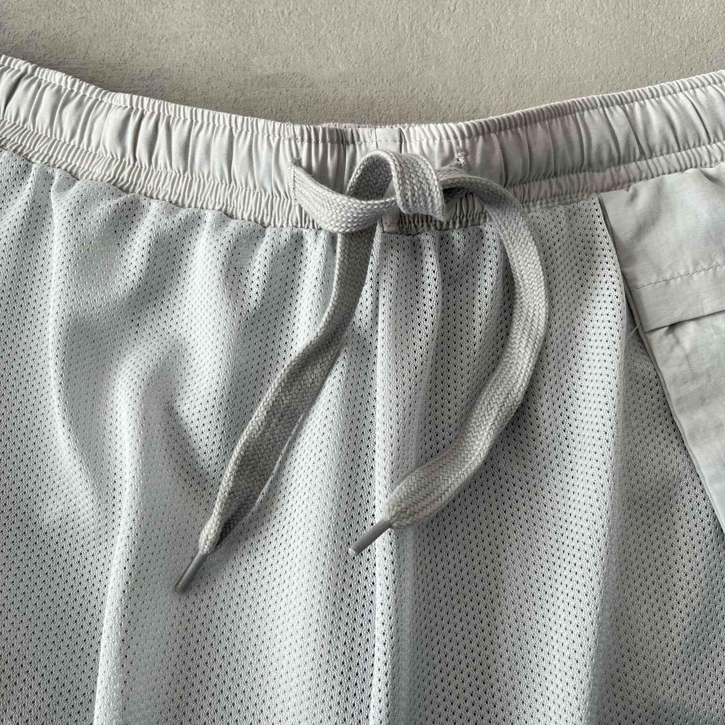 Pantalón Supreme Umbro Gris