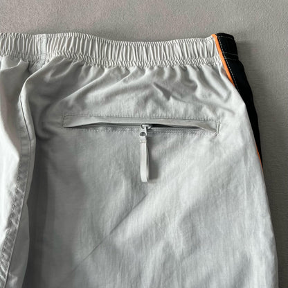 Pantalón Supreme Umbro Gris