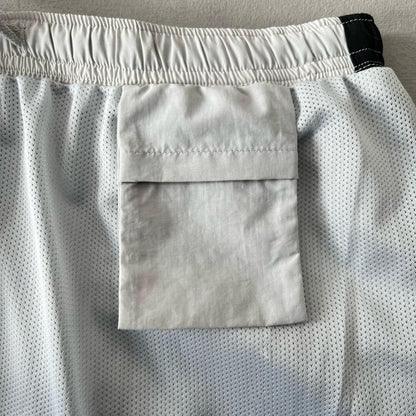 Pantalón Supreme Umbro Gris