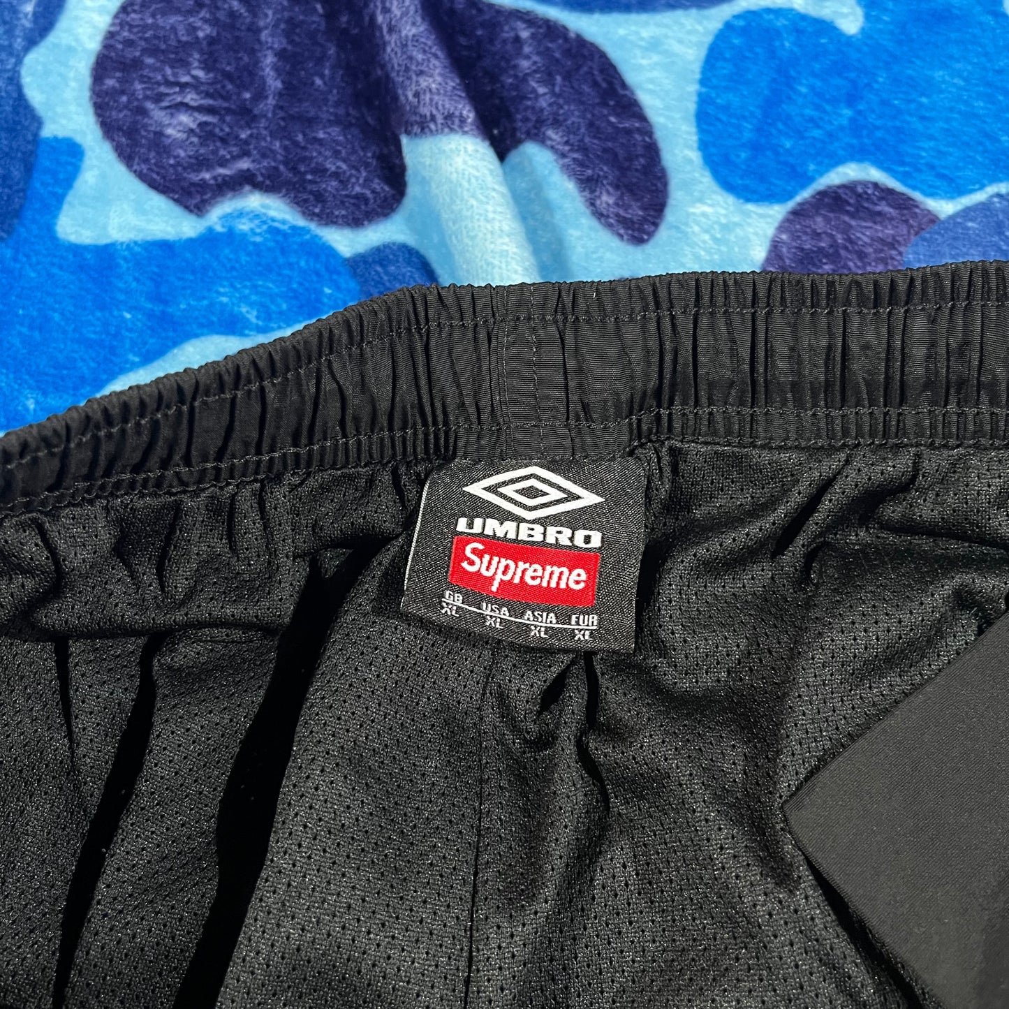 Conjunto Supreme Umbro Negro