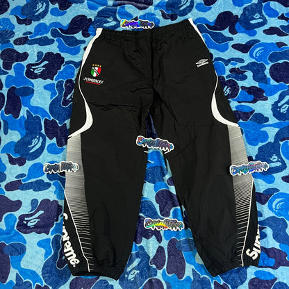 Conjunto Supreme Umbro Negro