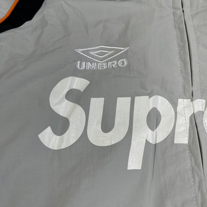 Conjunto Supreme X Umbro Gris XL