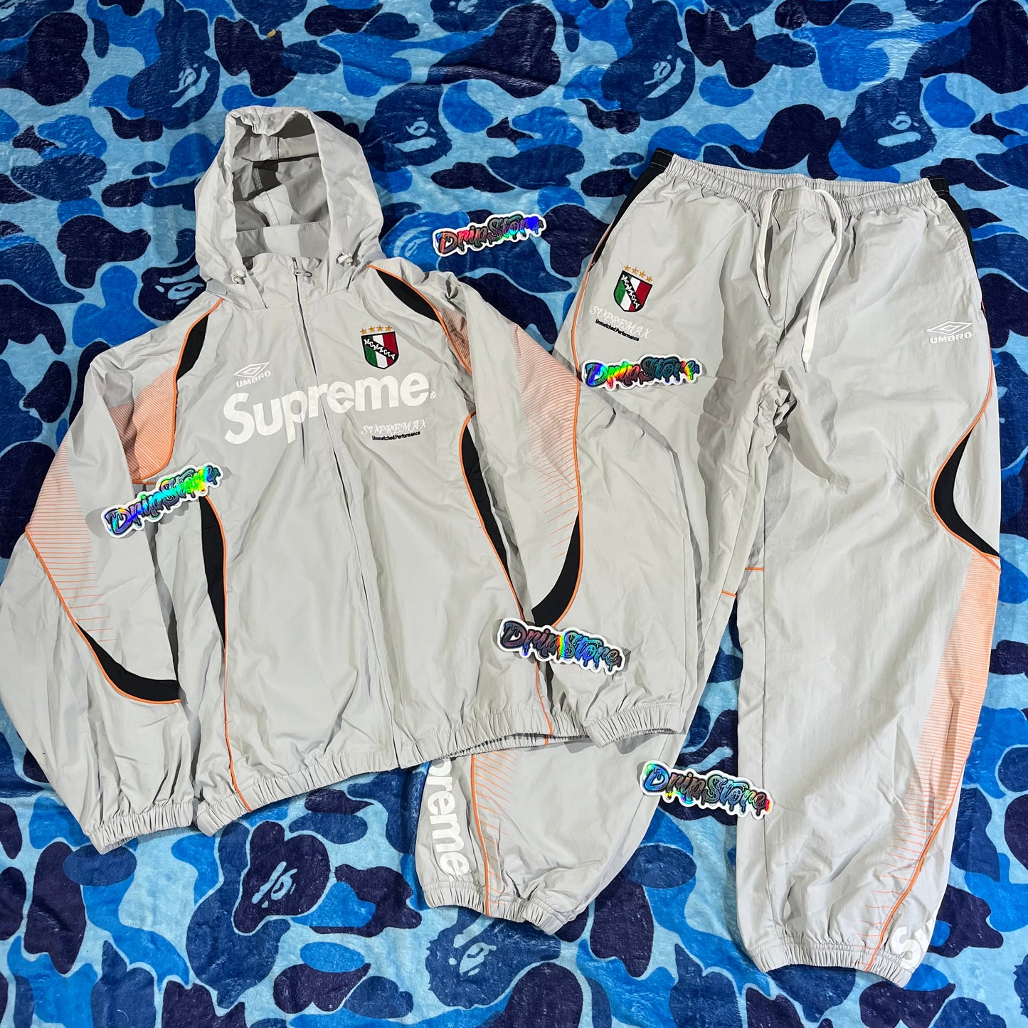 Conjunto Supreme X Umbro Gris XL