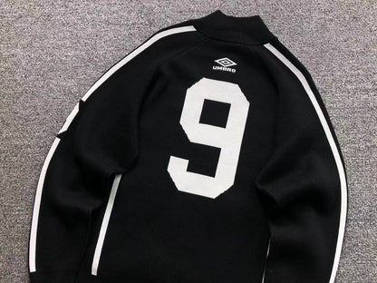 Campera Supreme Umbro Zip Up Sweater Negra