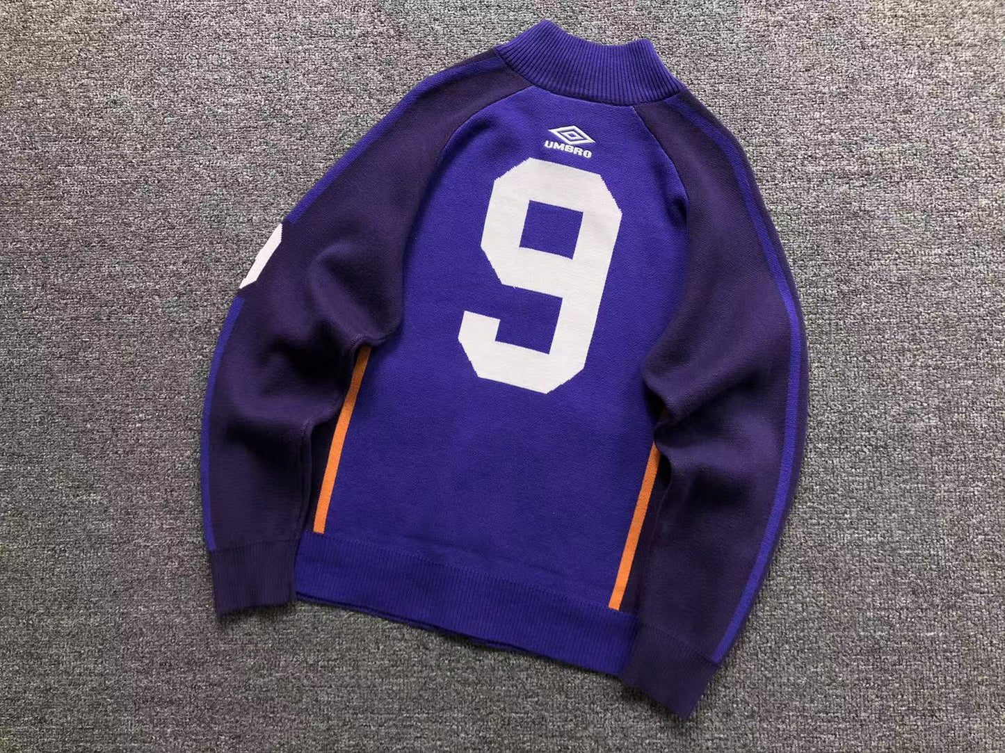 Campera Supreme Umbro Zip Up Sweater Violeta