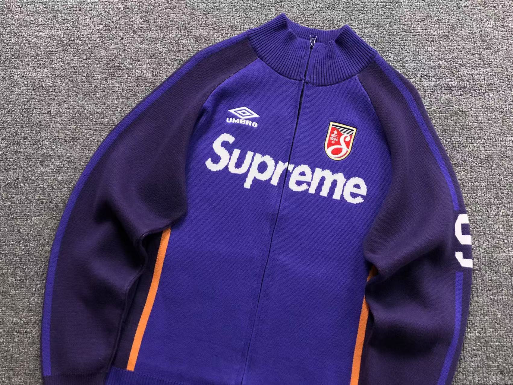 Campera Supreme Umbro Zip Up Sweater Violeta - Drip Store Argentina
