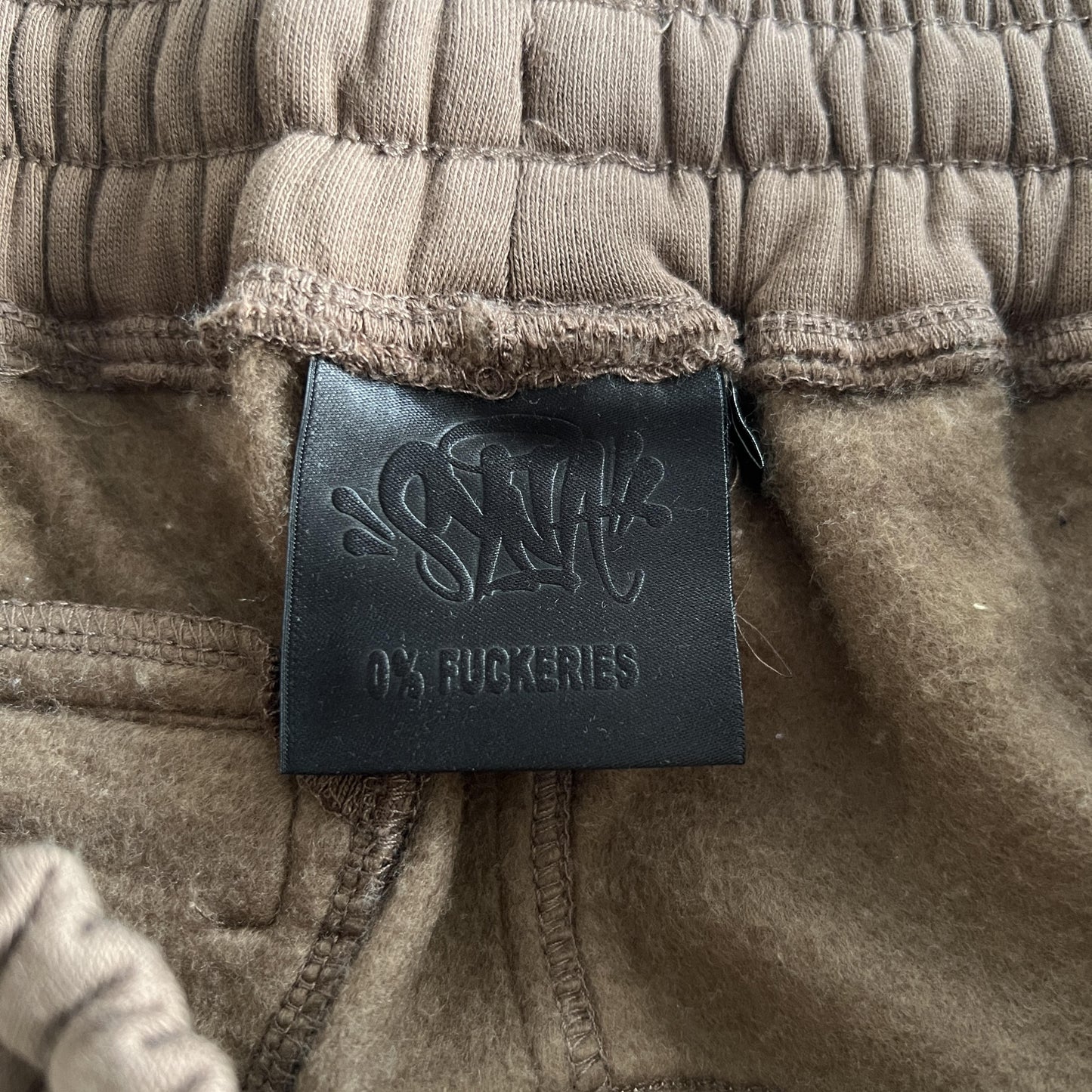 syna-world-pipe-short-brown-6-Drip Store Argentina