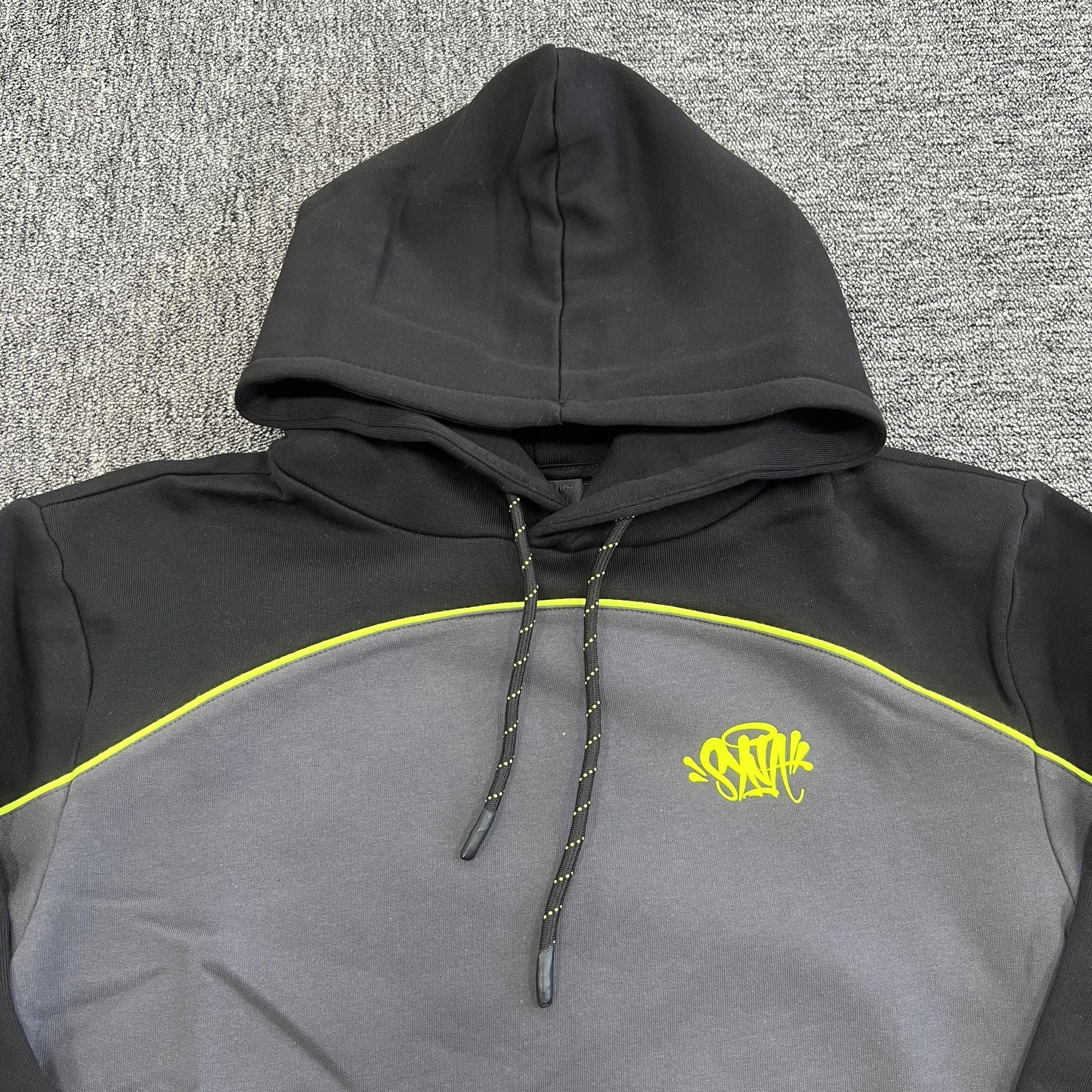 syna-world-pipe-tracksuit-black-6_39fceee1-Drip Store Argentina