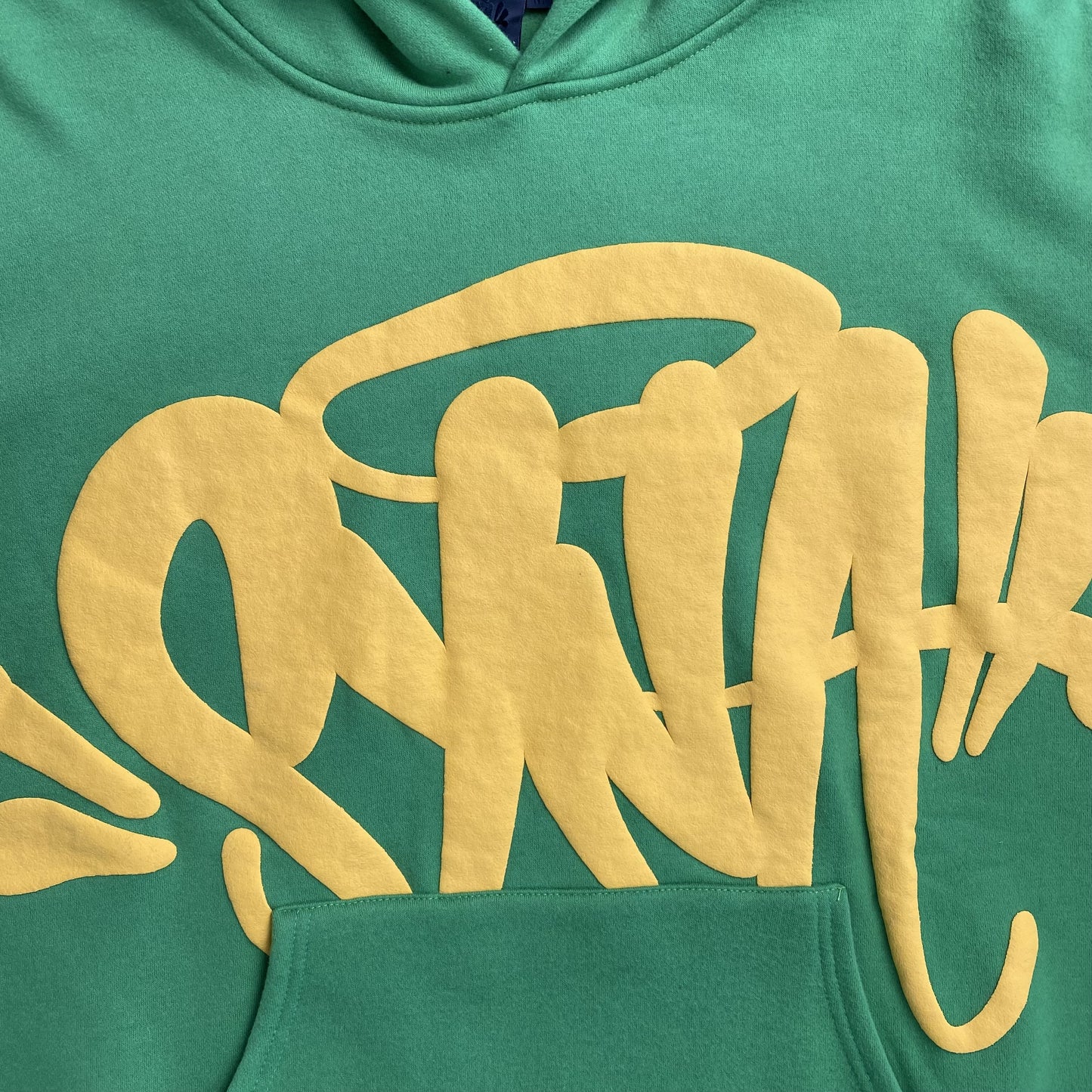 syna-world-syna-logo-hoodie-green-2-Drip Store Argentina