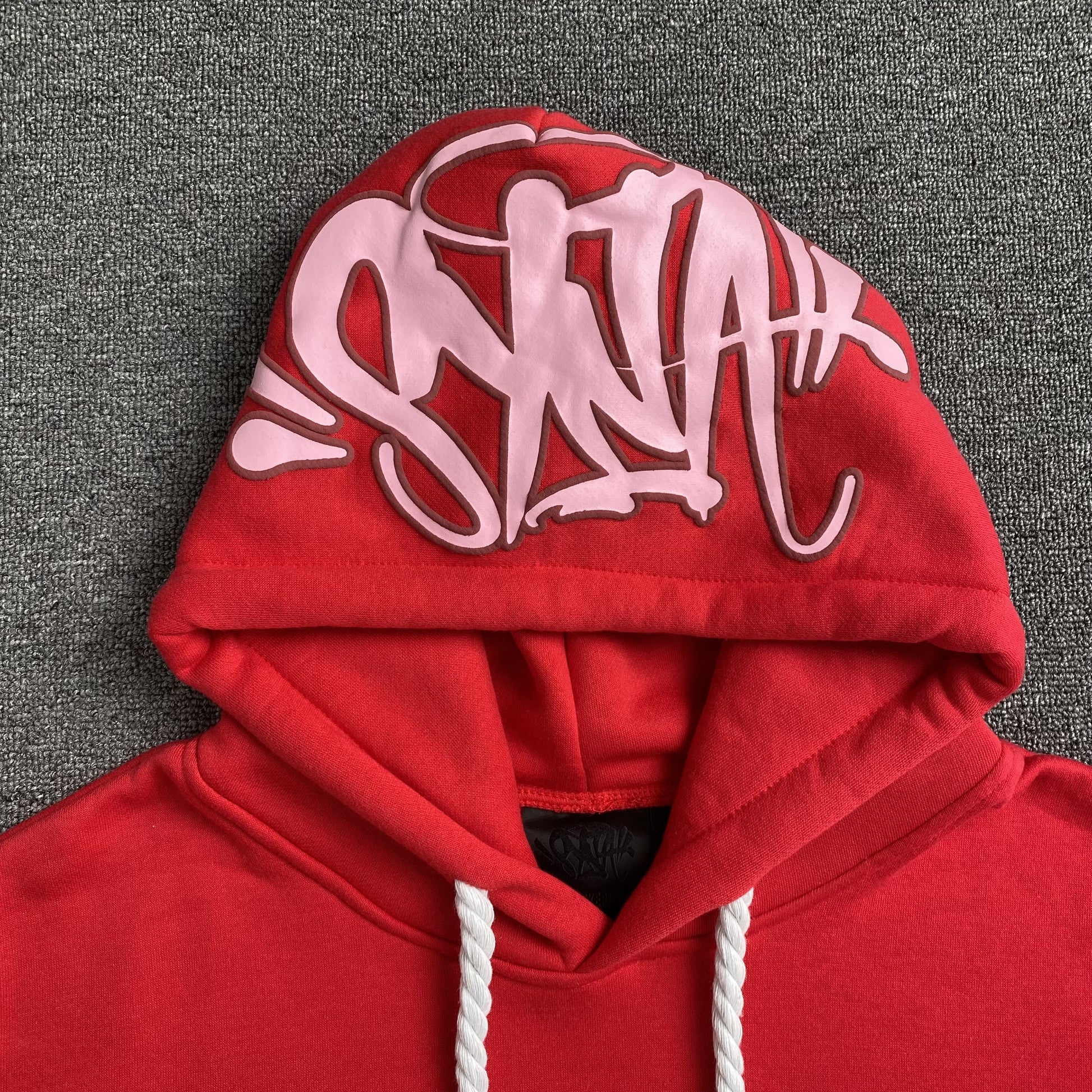 syna-world-syna-logo-hoodie-red-2_c9e18ed9-Drip Store Argentina