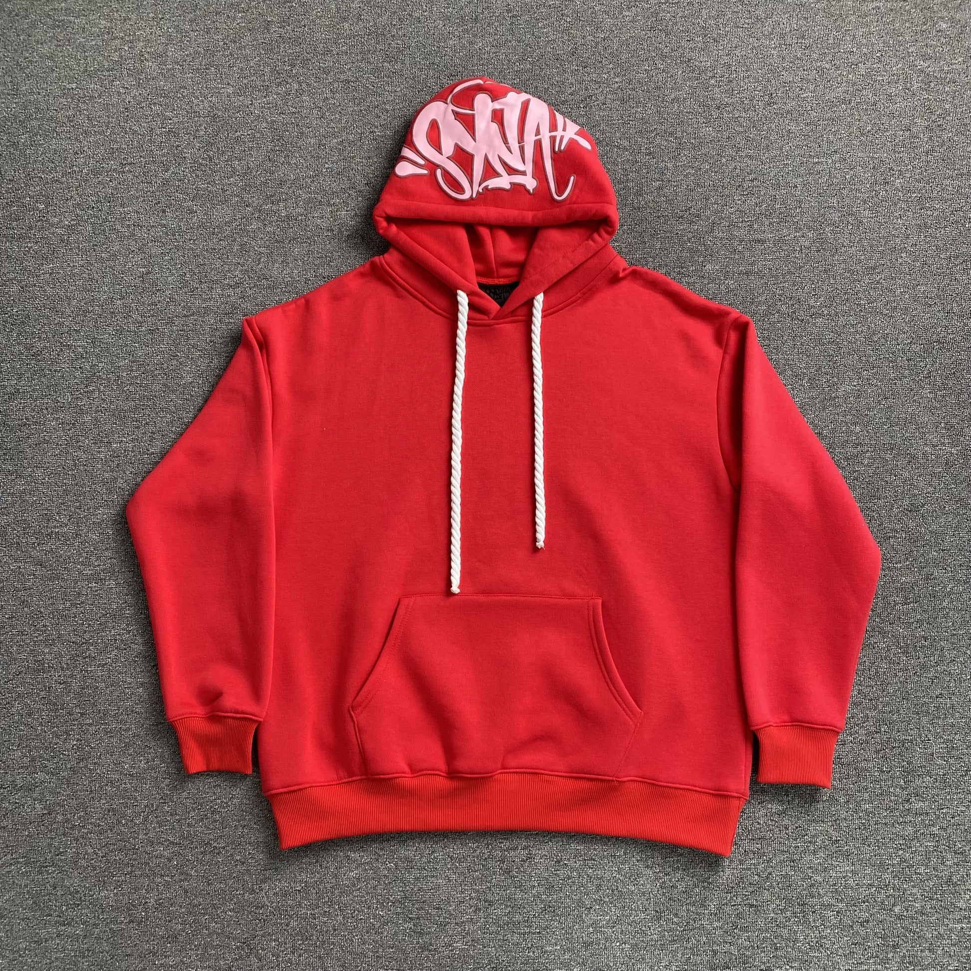 syna-world-syna-logo-hoodie-red_febb25b4-Drip Store Argentina