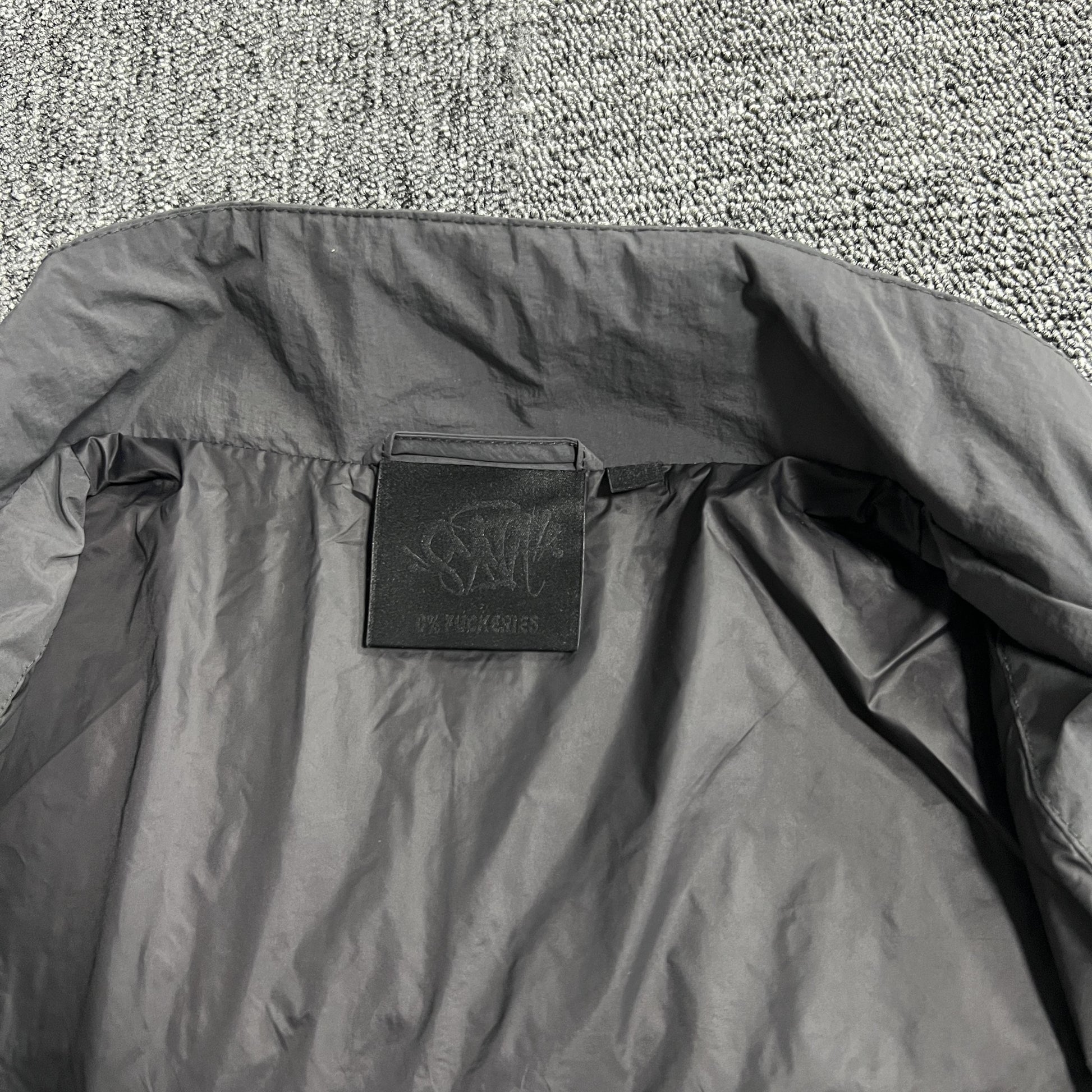 syna-world-syna-logo-shell-jacket-black-6-Drip Store Argentina