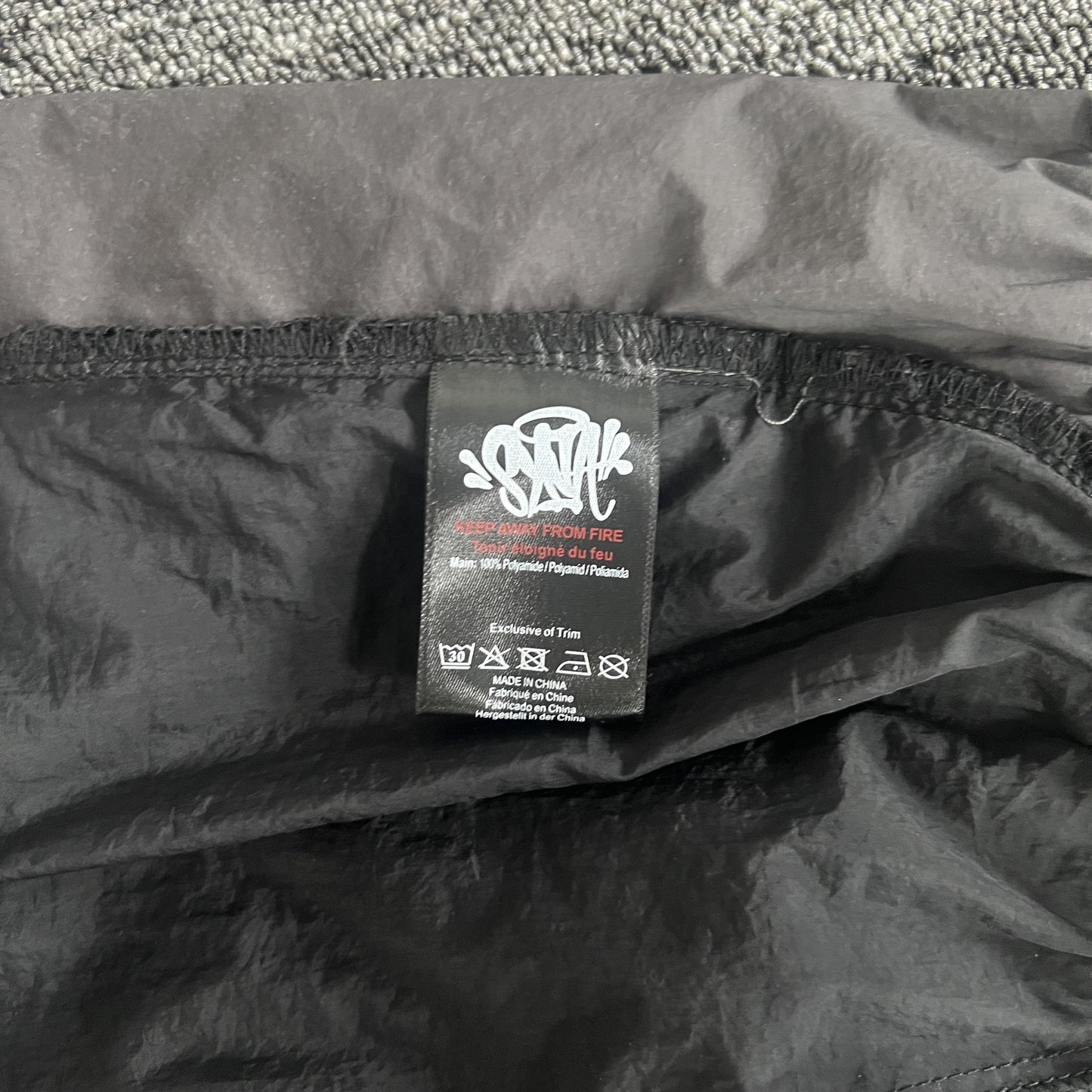 syna-world-syna-logo-shell-jacket-black-6_74140d56-Drip Store Argentina