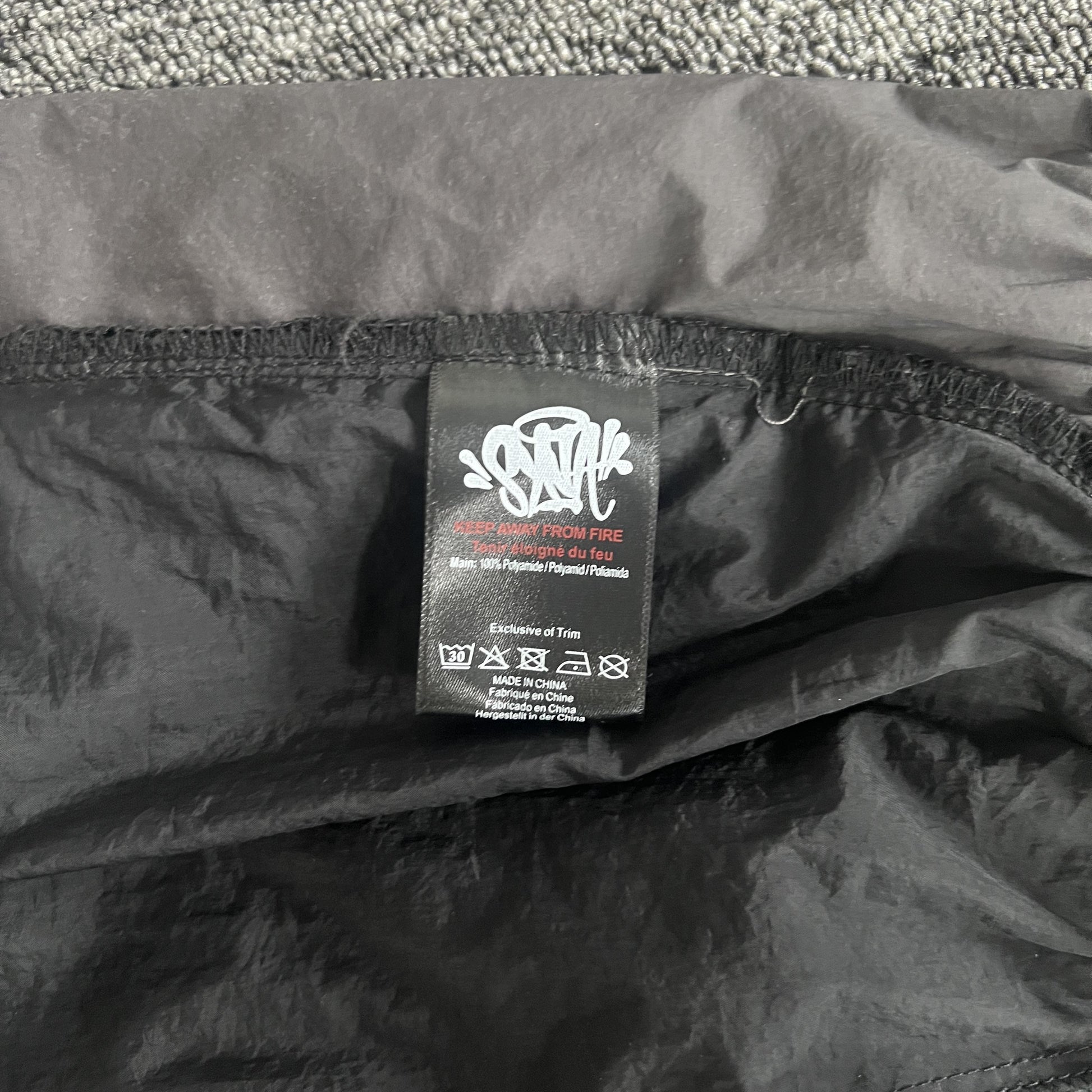 syna-world-syna-logo-shell-jacket-black-6_74140d56-Drip Store Argentina